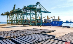 Vững vàng trước thử thách, nắm bắt cơ hội tăng trưởng kinh tế